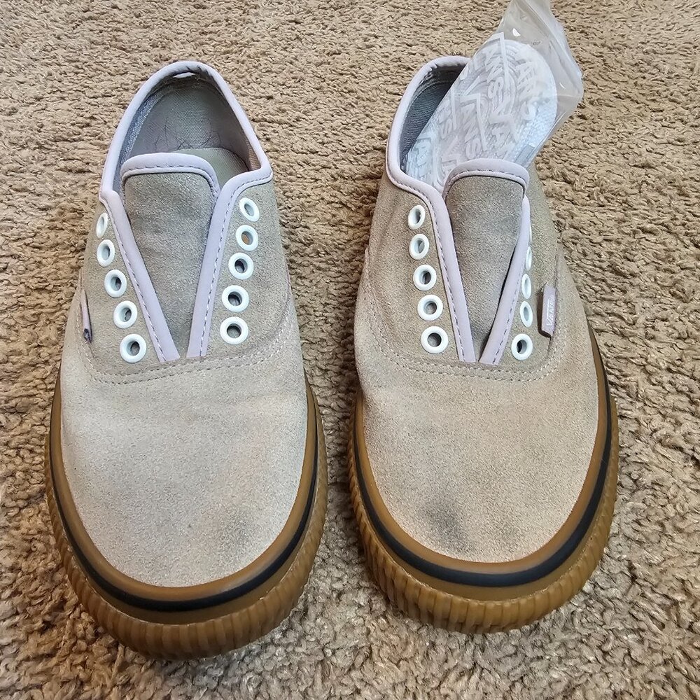 Vans Shoes Mens 6.5 Womens 8 Beige Suede Brown Heal Gum Sole Skateboarding EUC - Picture 2 of 9